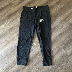 Nike Capri Sweat Pants